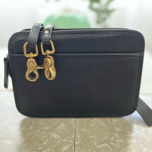 Vintage leather coach style crossbody bag